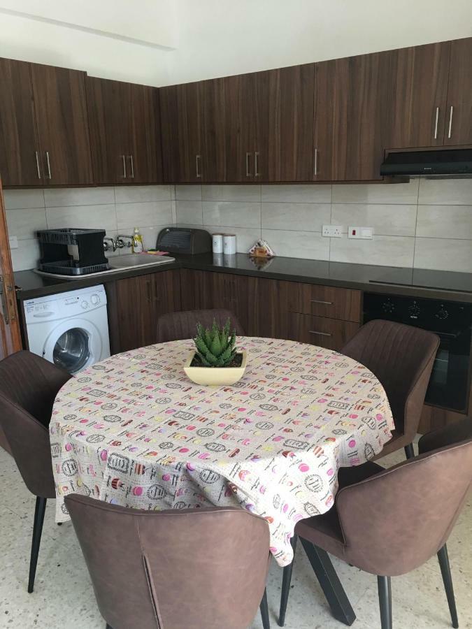 Christos Apartments Dhrousha Екстериор снимка