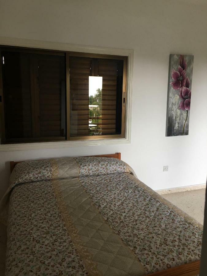 Christos Apartments Dhrousha Екстериор снимка